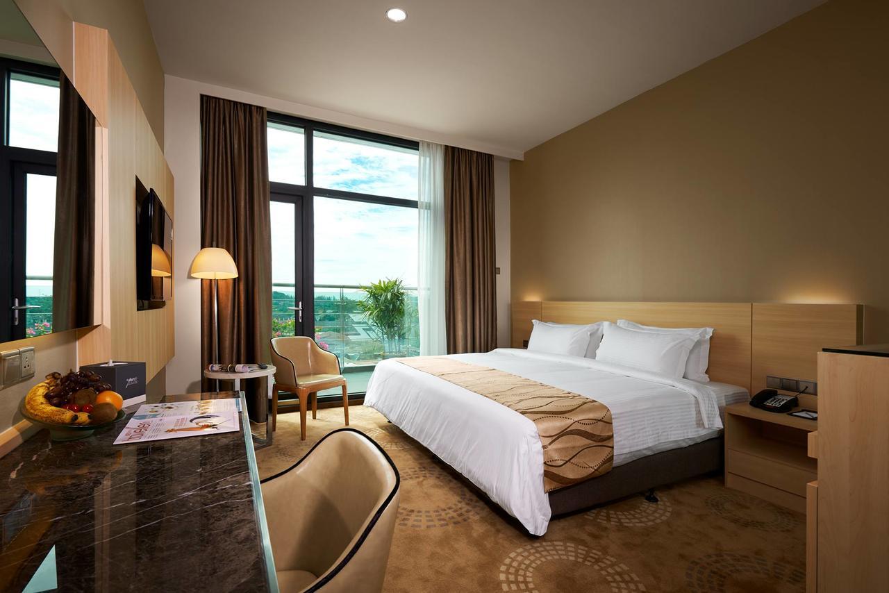Purest Hotel Sungai Petani Exterior foto
