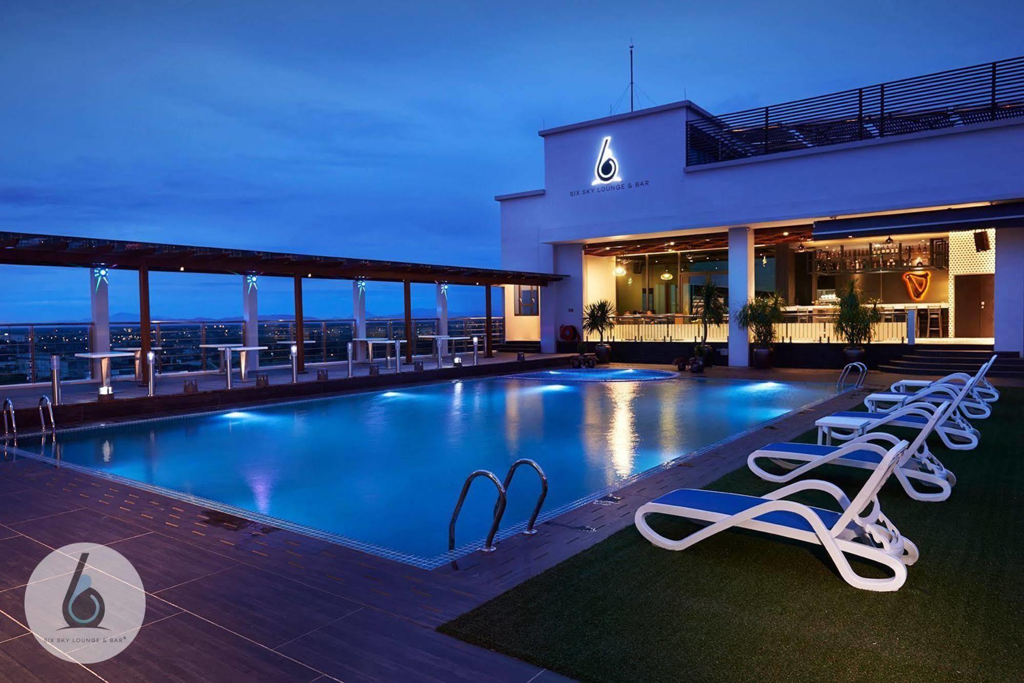 Purest Hotel Sungai Petani Exterior foto