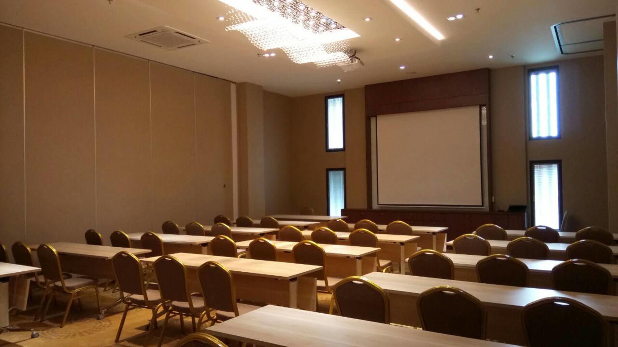 Purest Hotel Sungai Petani Exterior foto