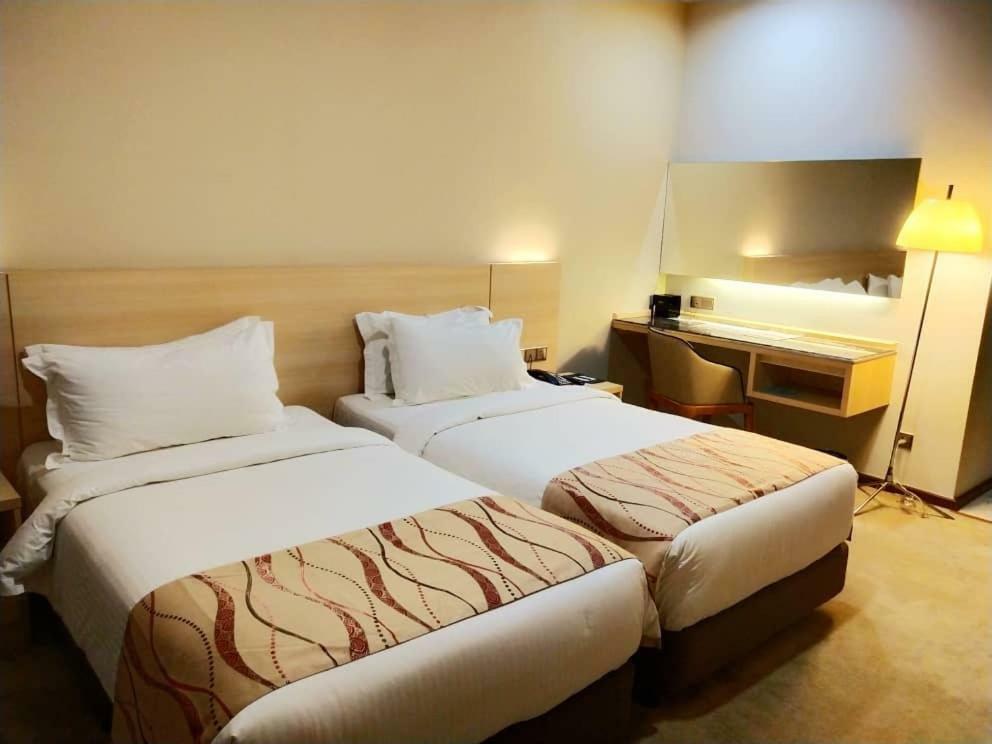Purest Hotel Sungai Petani Exterior foto