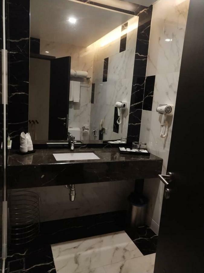 Purest Hotel Sungai Petani Exterior foto